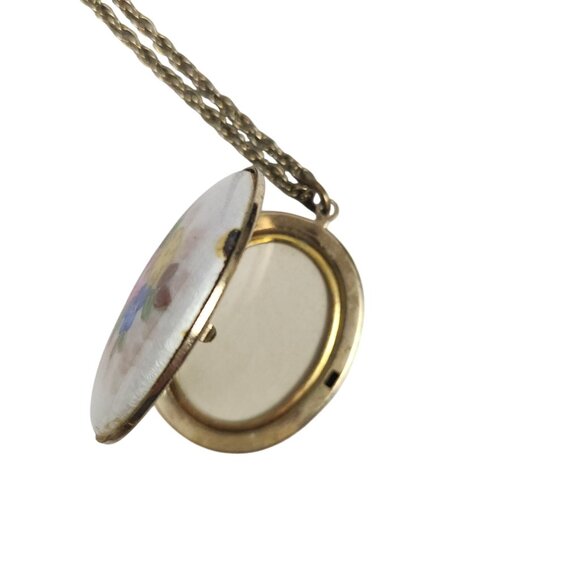 Vintage Enamel Floral Oval Locket Necklace With 24" Long Chain Gold Tone - Picture 6 of 8